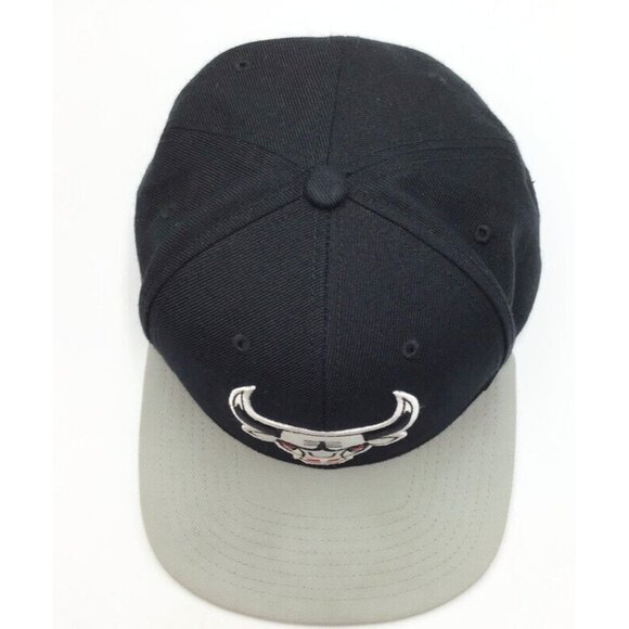 Mitchell & Ness NBA Chicago Bulls Cap Black Gray Adjustable Snapback Hat - Picture 7 of 10
